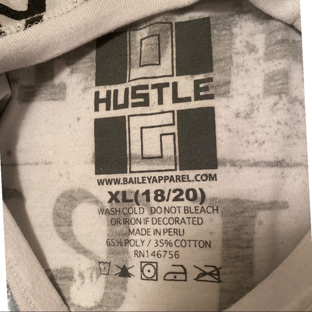 Hustle by Bailey Apparel “Legendary” Top size XL - Picture 9 of 10